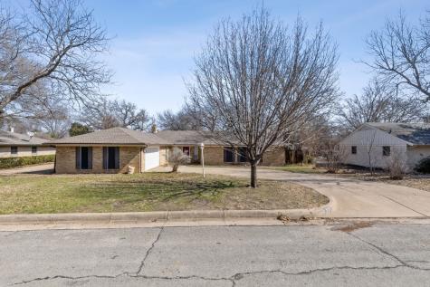 313 Cedar Creek Court Fort Worth TX 76103