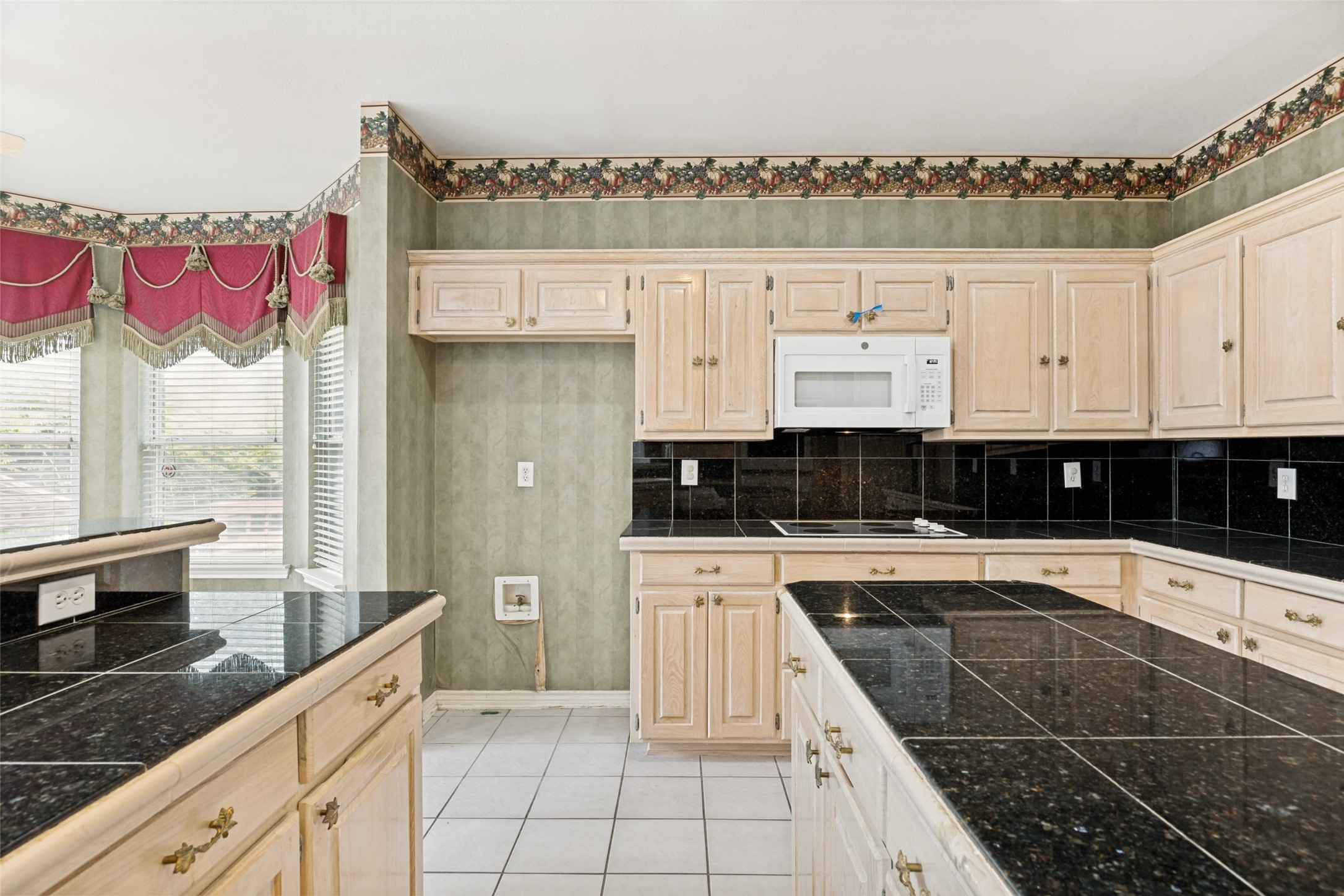 304 Kahala Drive Dallas TX 75218