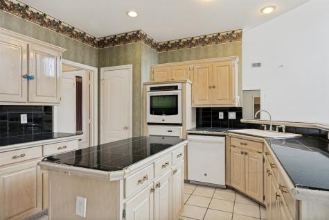 304 Kahala Drive Dallas TX 75218