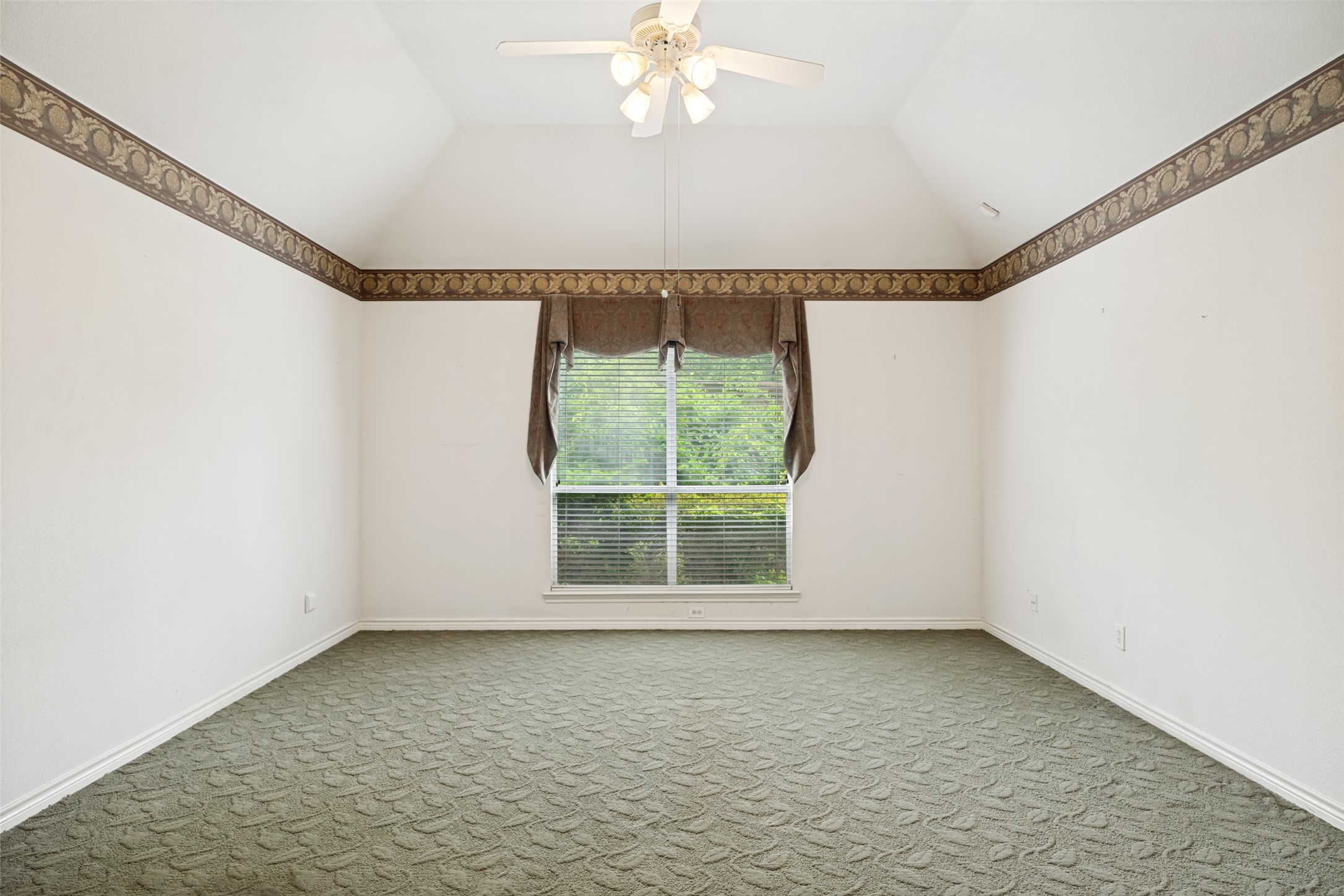 304 Kahala Drive Dallas TX 75218