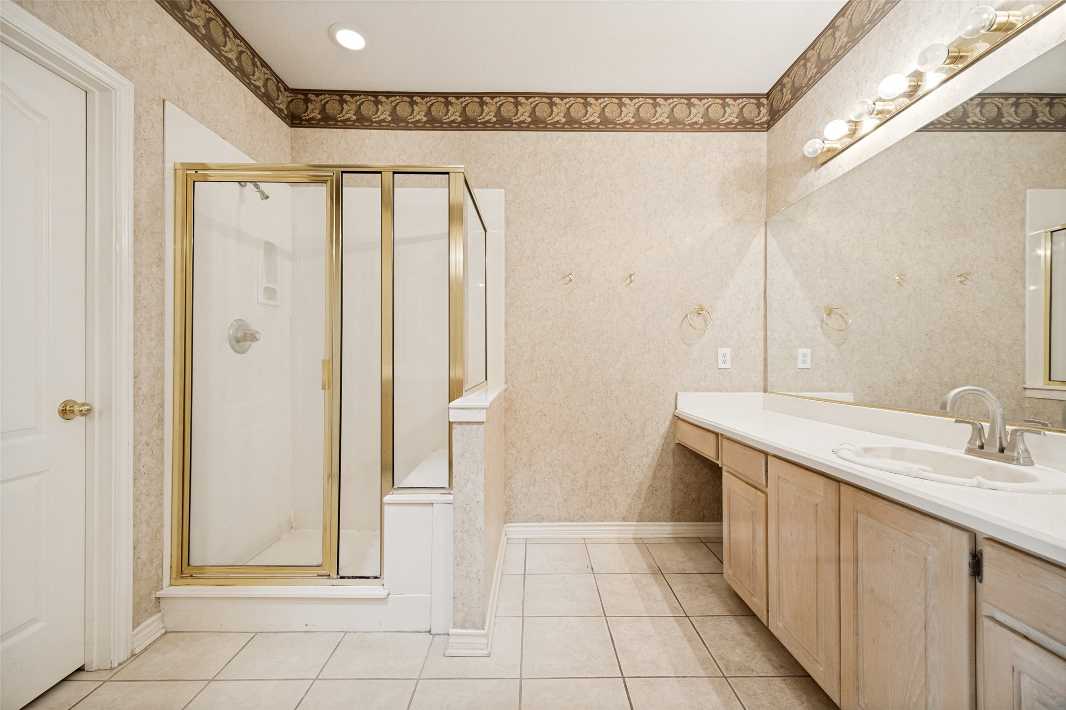 304 Kahala Drive Dallas TX 75218
