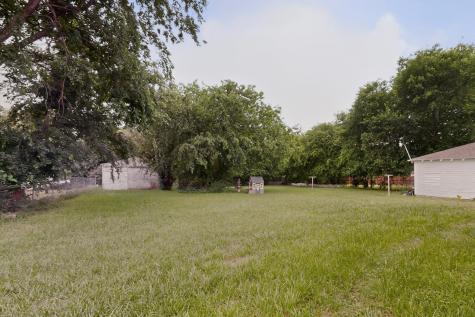 8927 Beckley View Avenue Dallas TX 75232