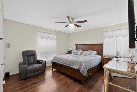 8927 Beckley View Avenue Dallas TX 75232
