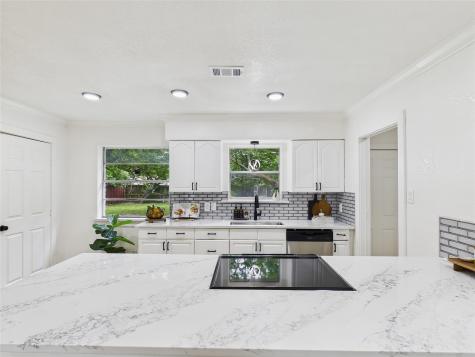 4414 Pineridge Drive Garland TX 75042