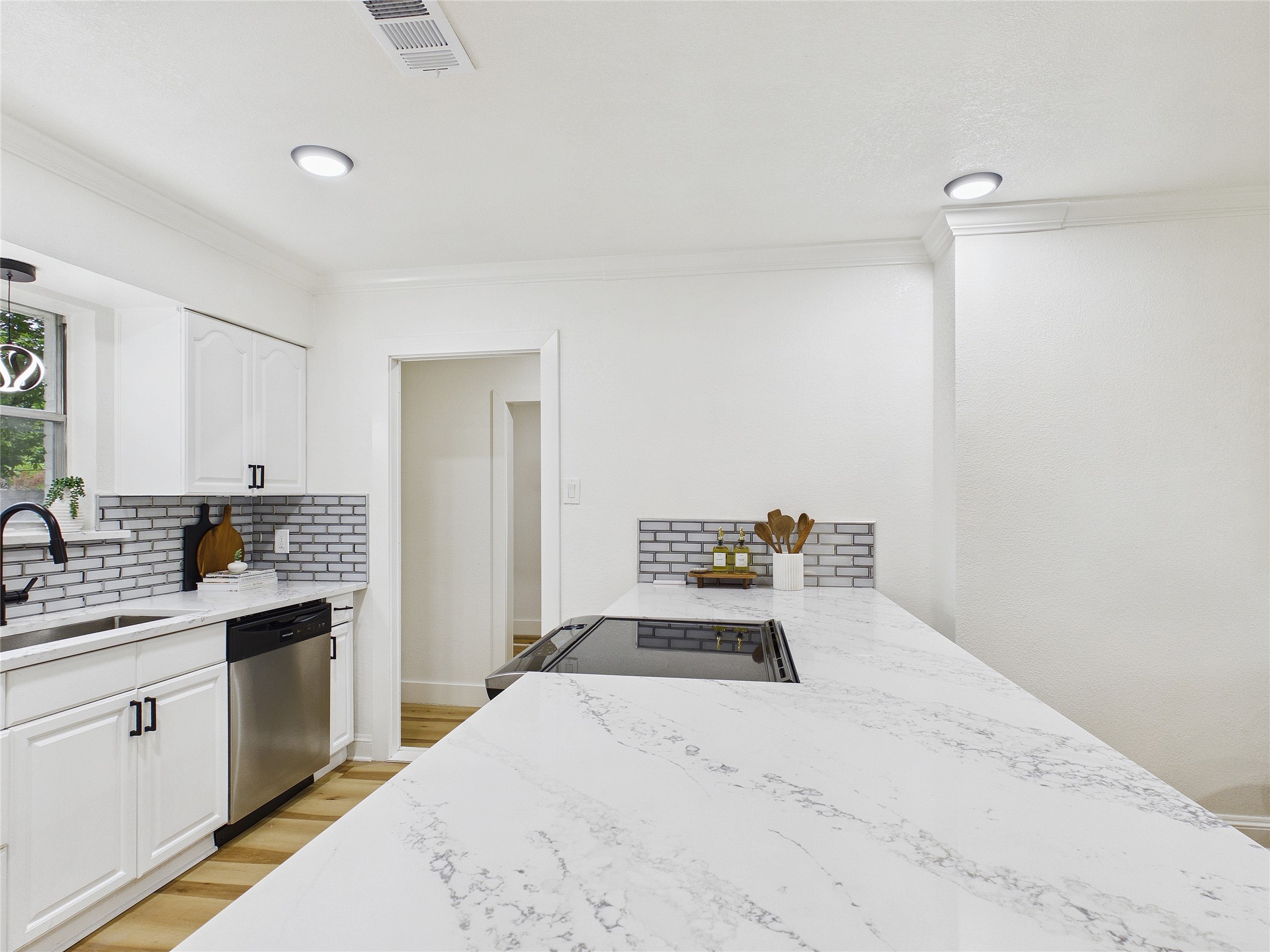 4414 Pineridge Drive Garland TX 75042