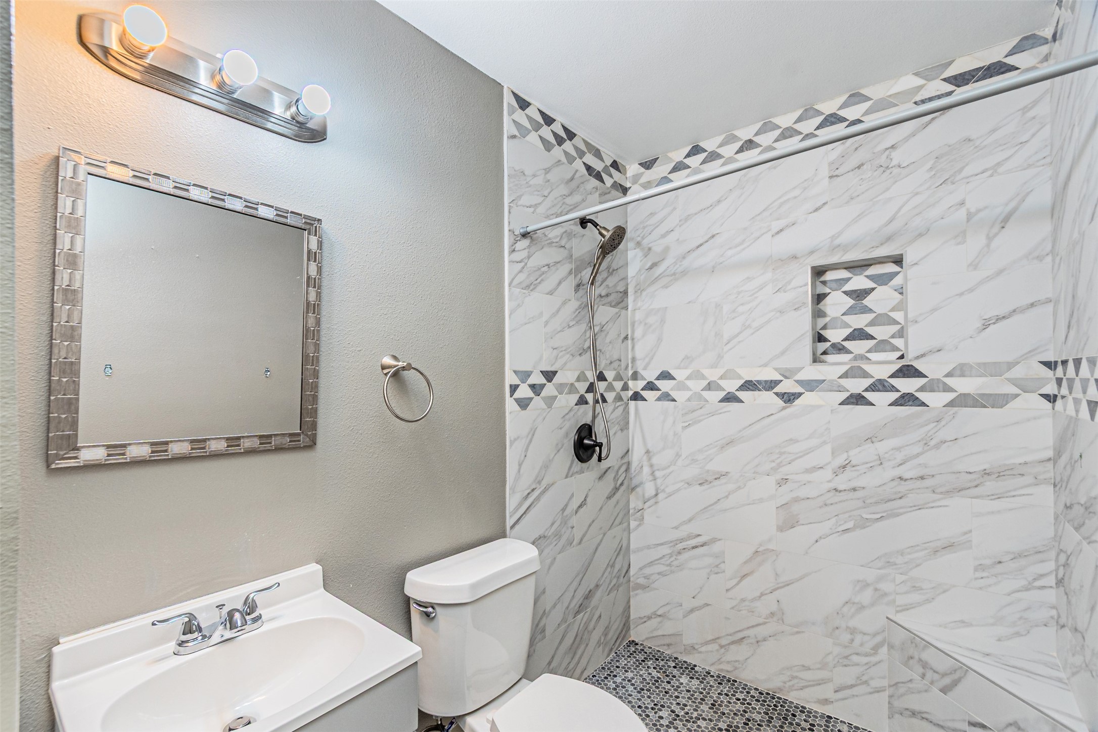 1108 Sharondale Street Fort Worth TX 76115