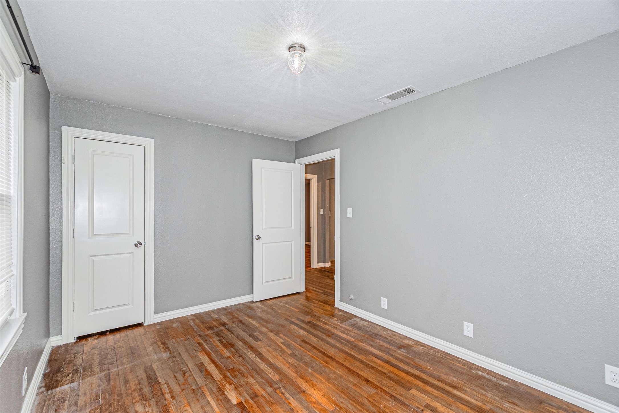 1108 Sharondale Street Fort Worth TX 76115