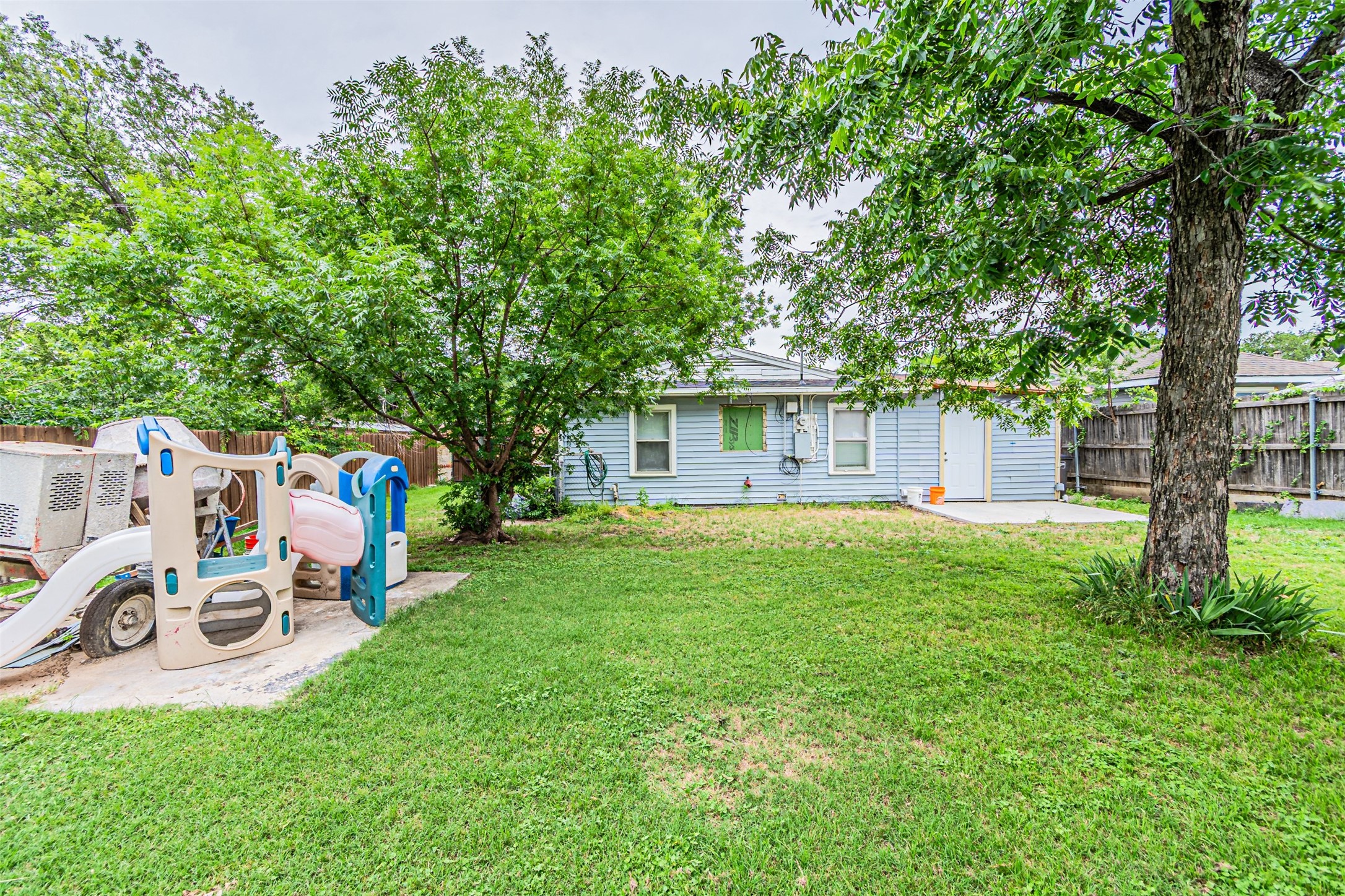 1108 Sharondale Street Fort Worth TX 76115