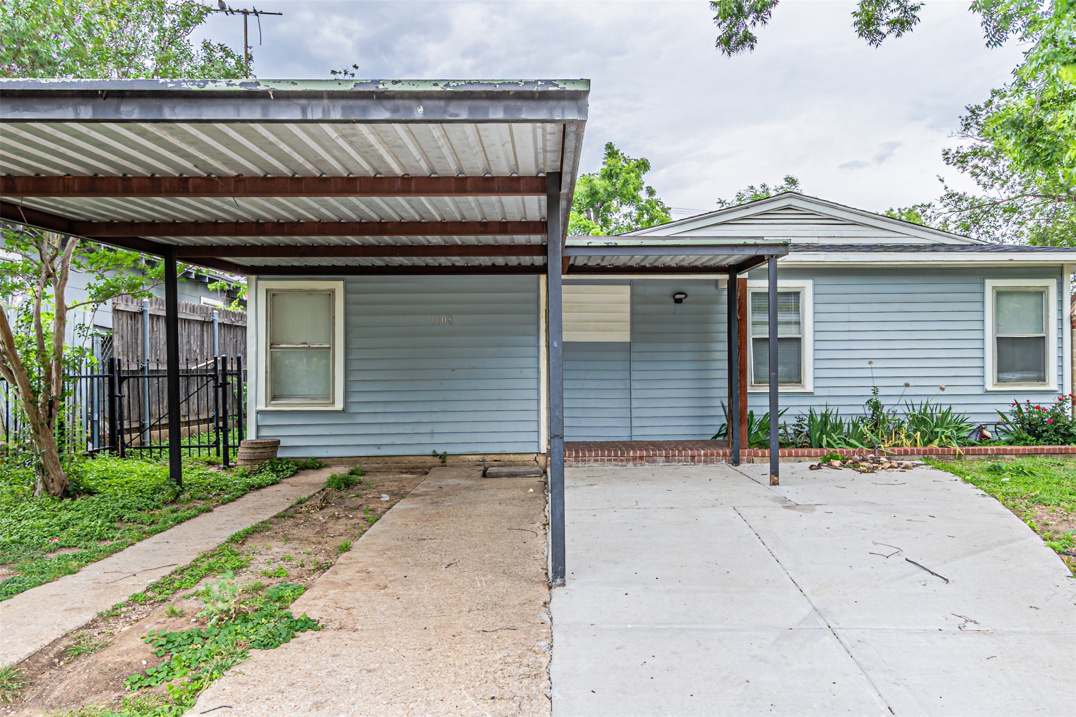 1108 Sharondale Street Fort Worth TX 76115