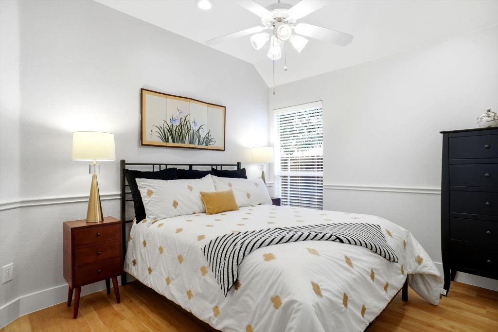 112 Silkwood Grapevine TX 76051