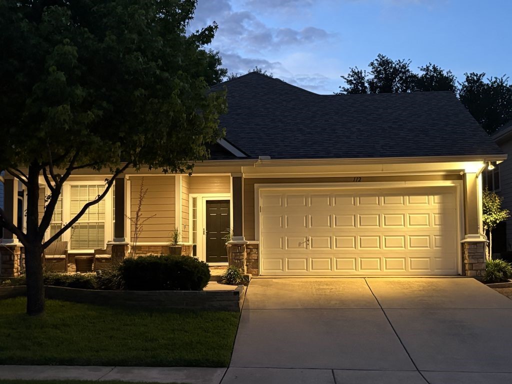 112 Silkwood Grapevine TX 76051