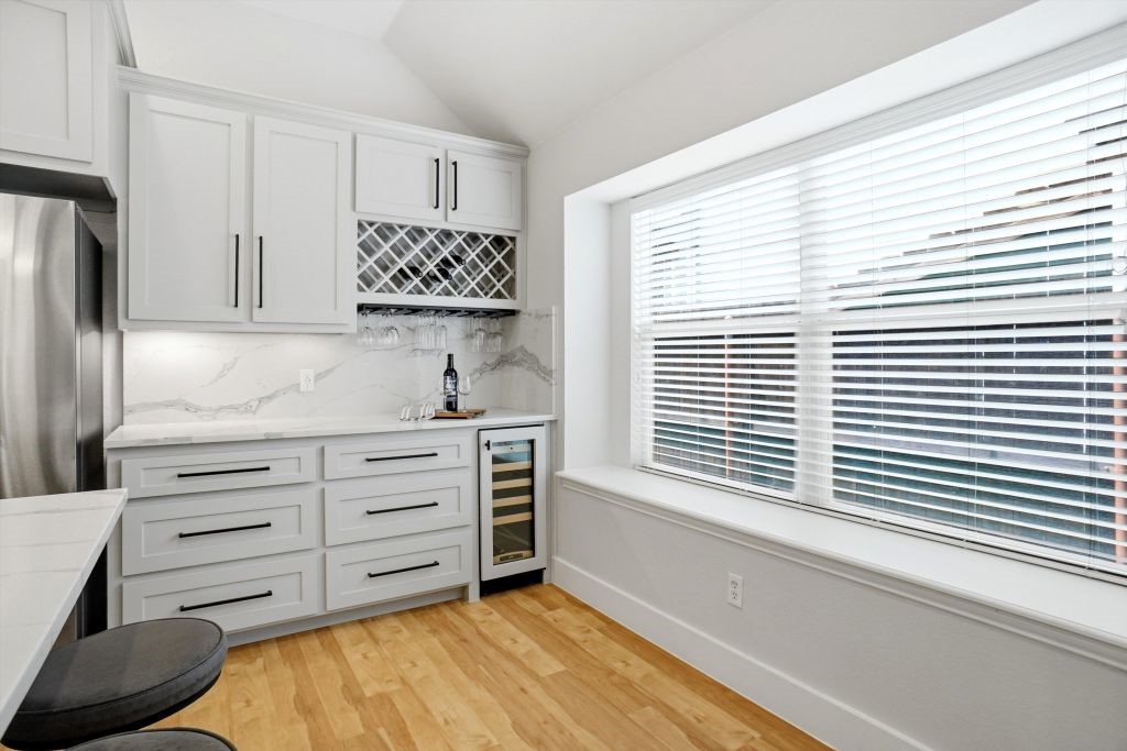 112 Silkwood Grapevine TX 76051