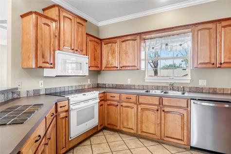 10624 Russell Dr Drive Chandler TX 75758