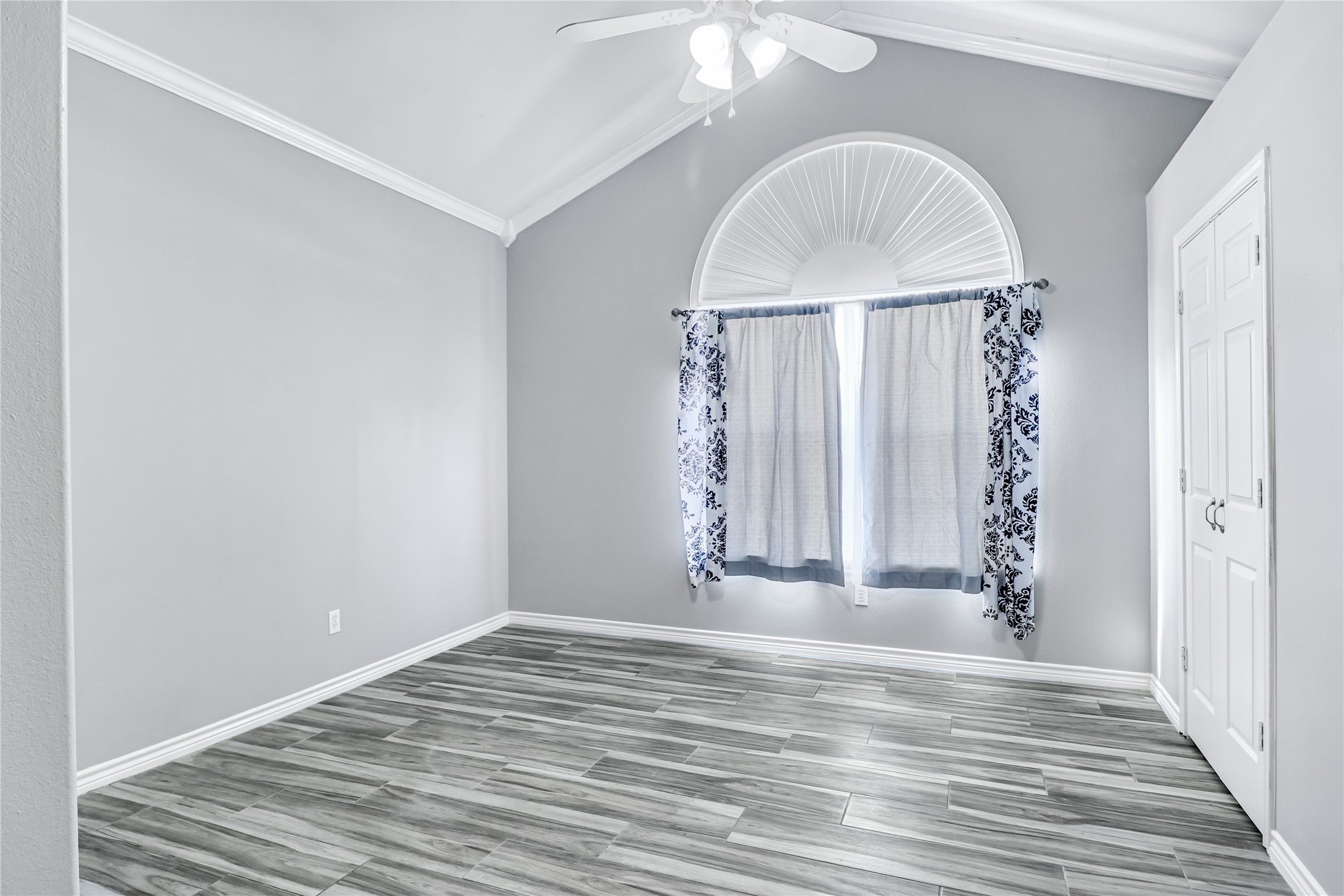 10624 Russell Dr Drive Chandler TX 75758