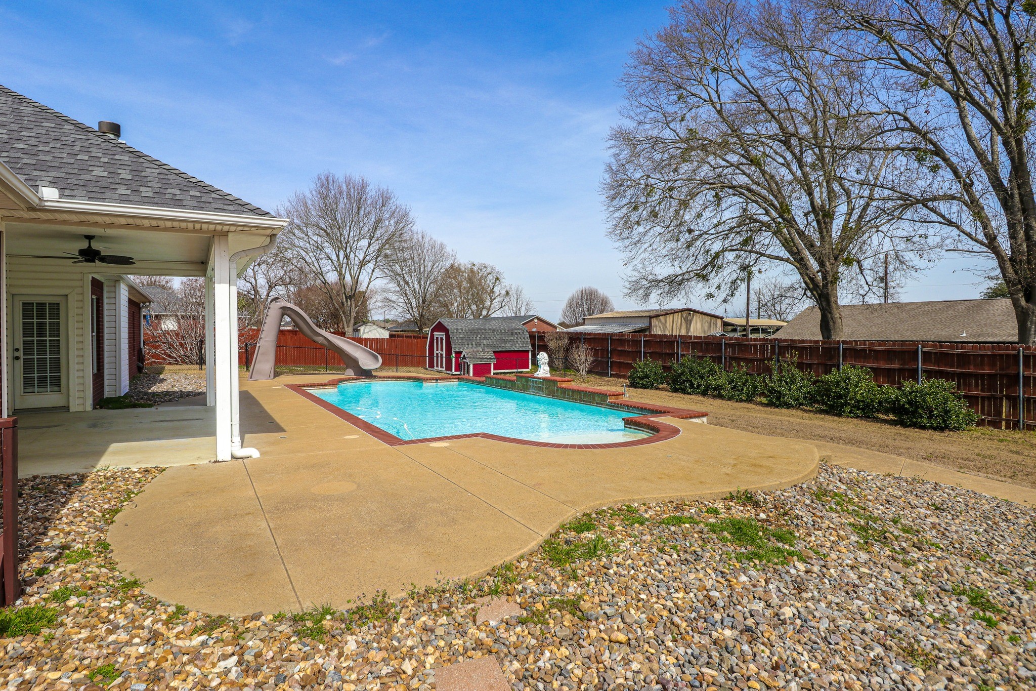 10624 Russell Dr Drive Chandler TX 75758