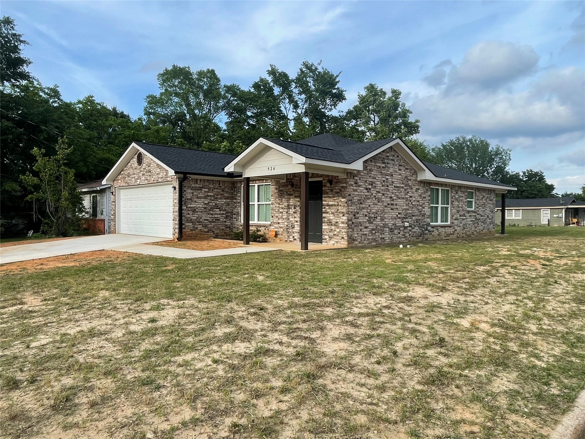 926 S Academy Avenue Tyler TX 75701