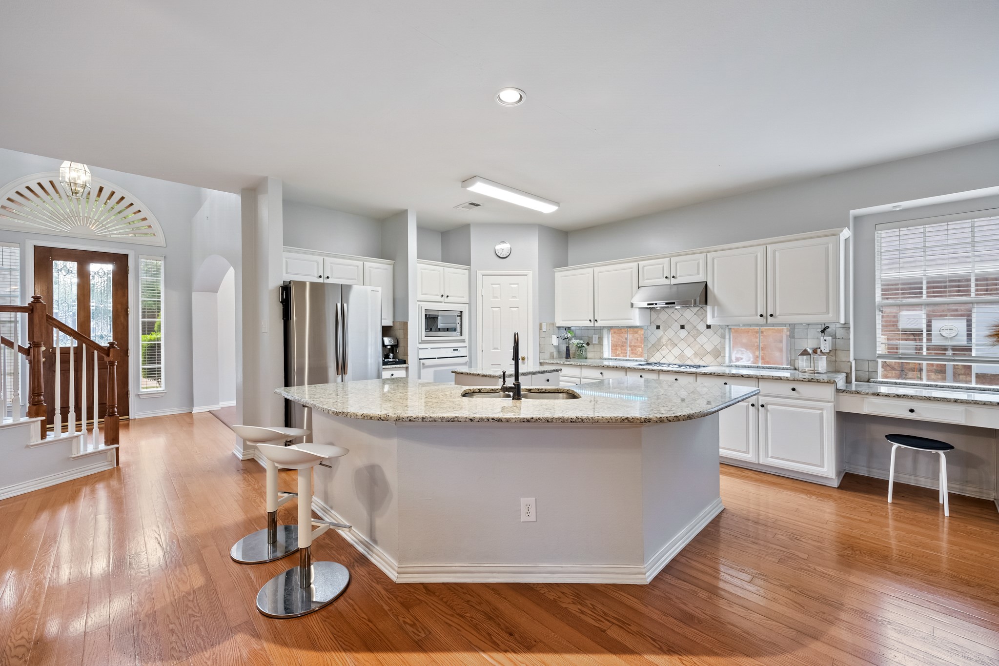 6206 Hidden Springs Lane Garland TX 75044