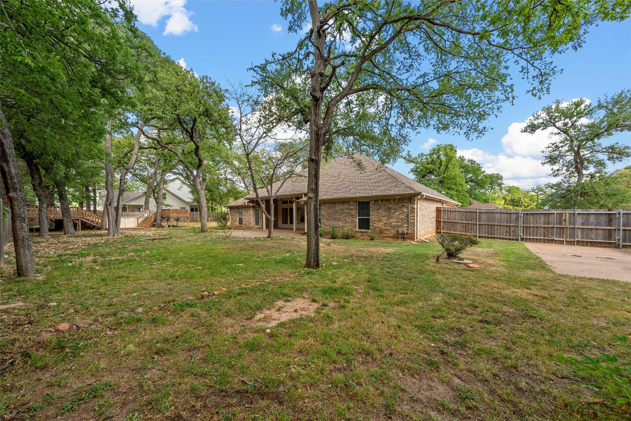 108 Hidden Oaks Drive Waco TX 76705