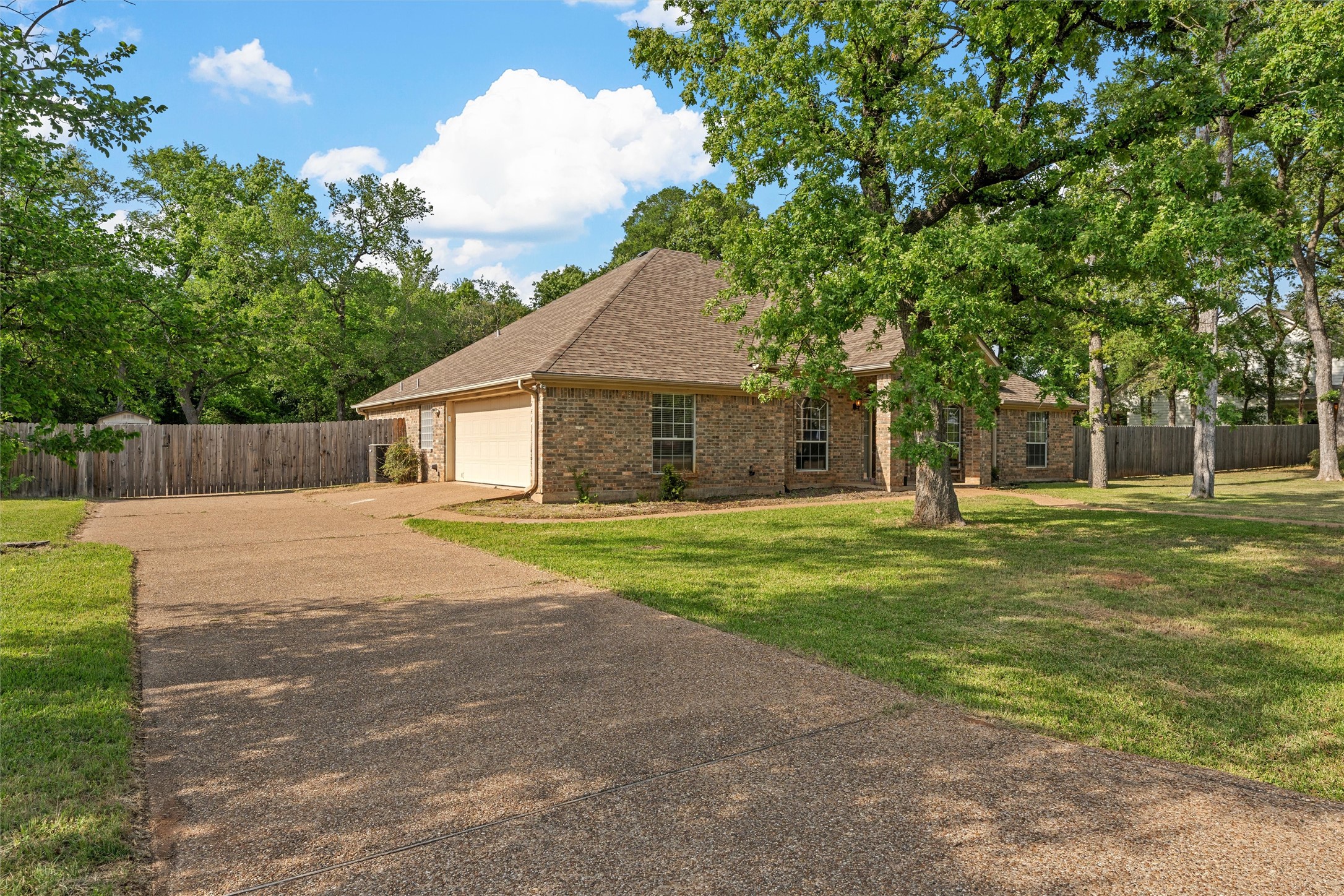 108 Hidden Oaks Drive Waco TX 76705