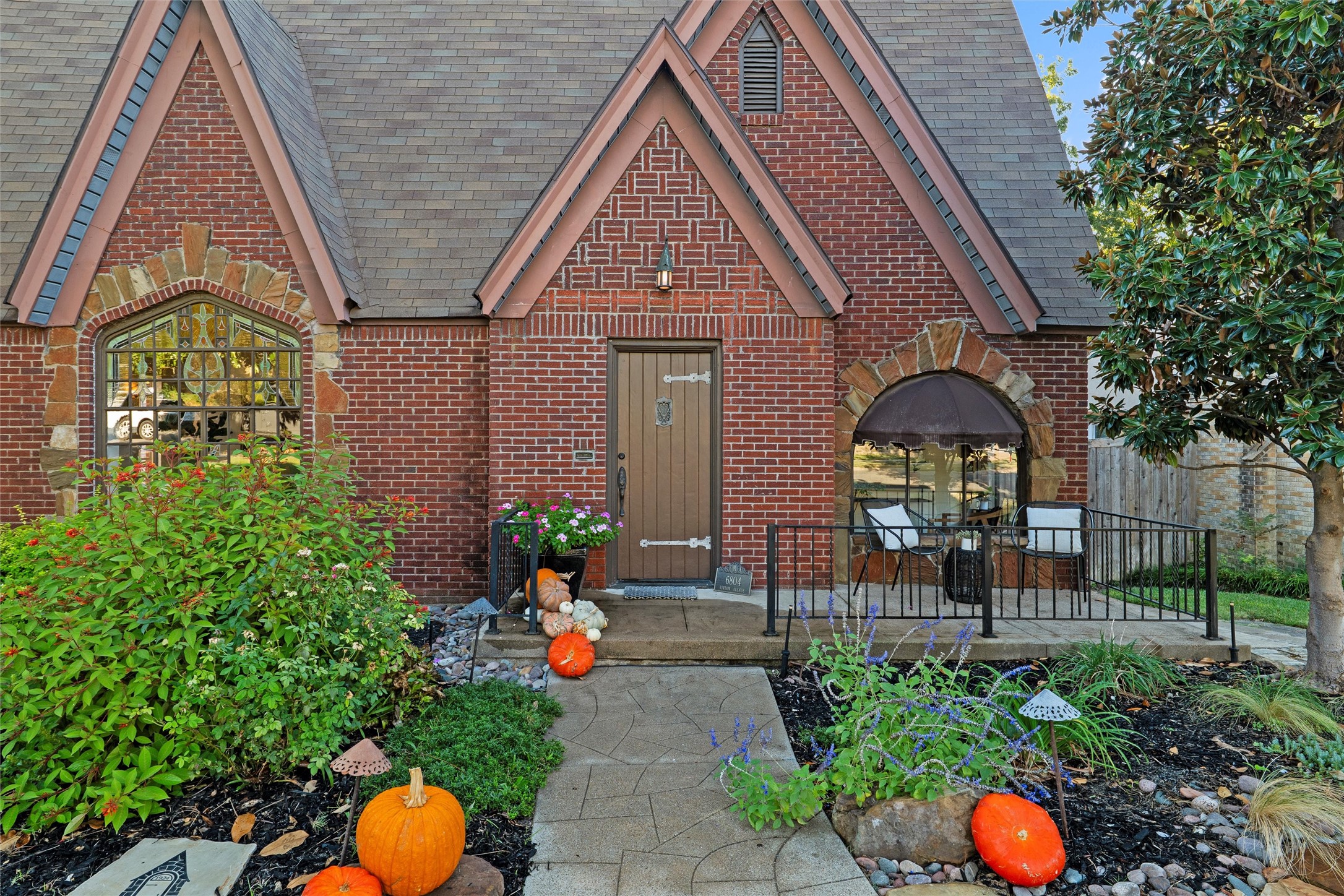 6804 Vivian Avenue Dallas TX 75223