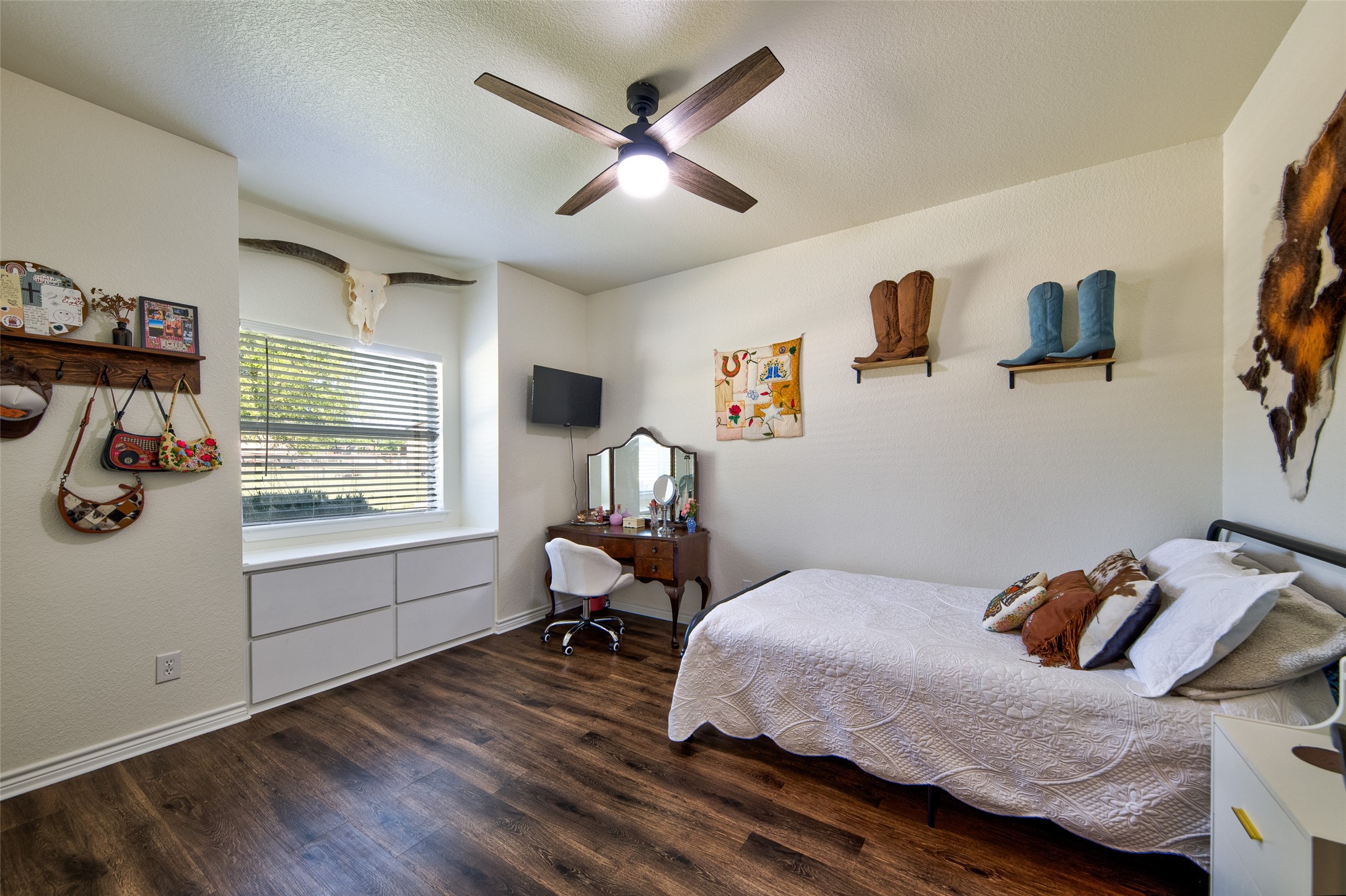 724 Zion Rhome TX 76078