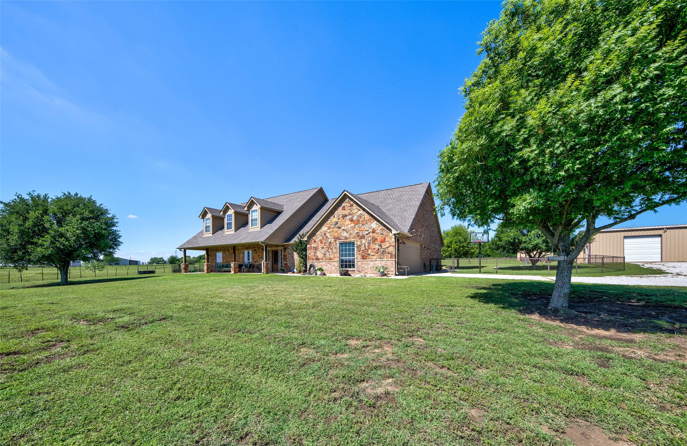 724 Zion Rhome TX 76078