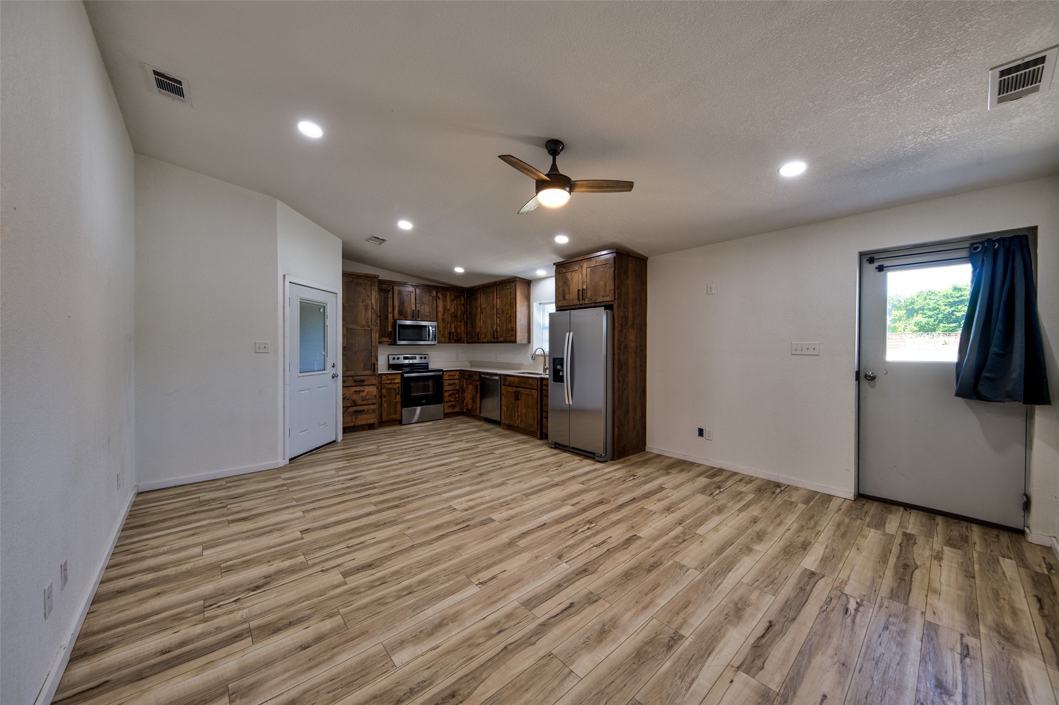 724 Zion Rhome TX 76078