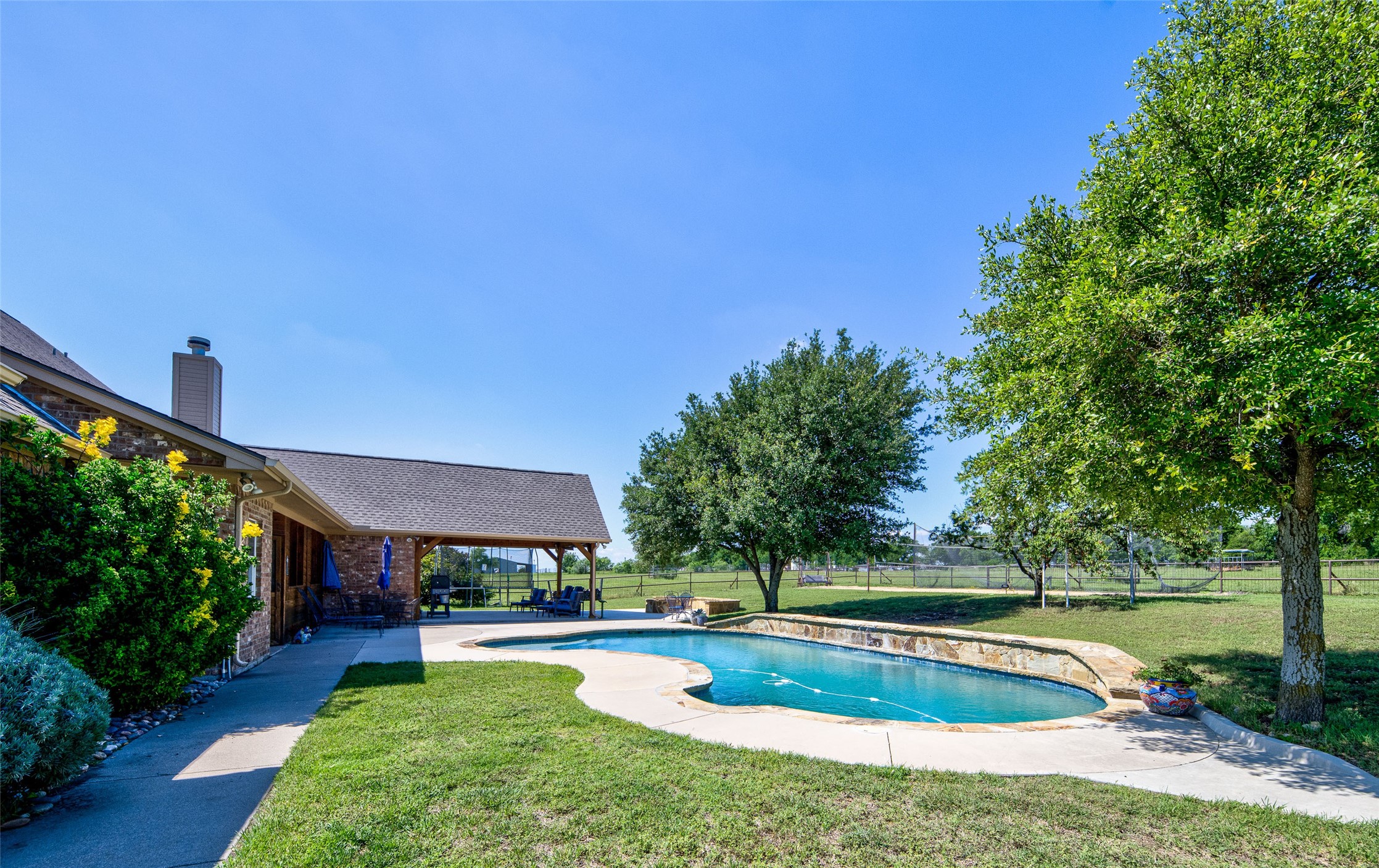 724 Zion Rhome TX 76078