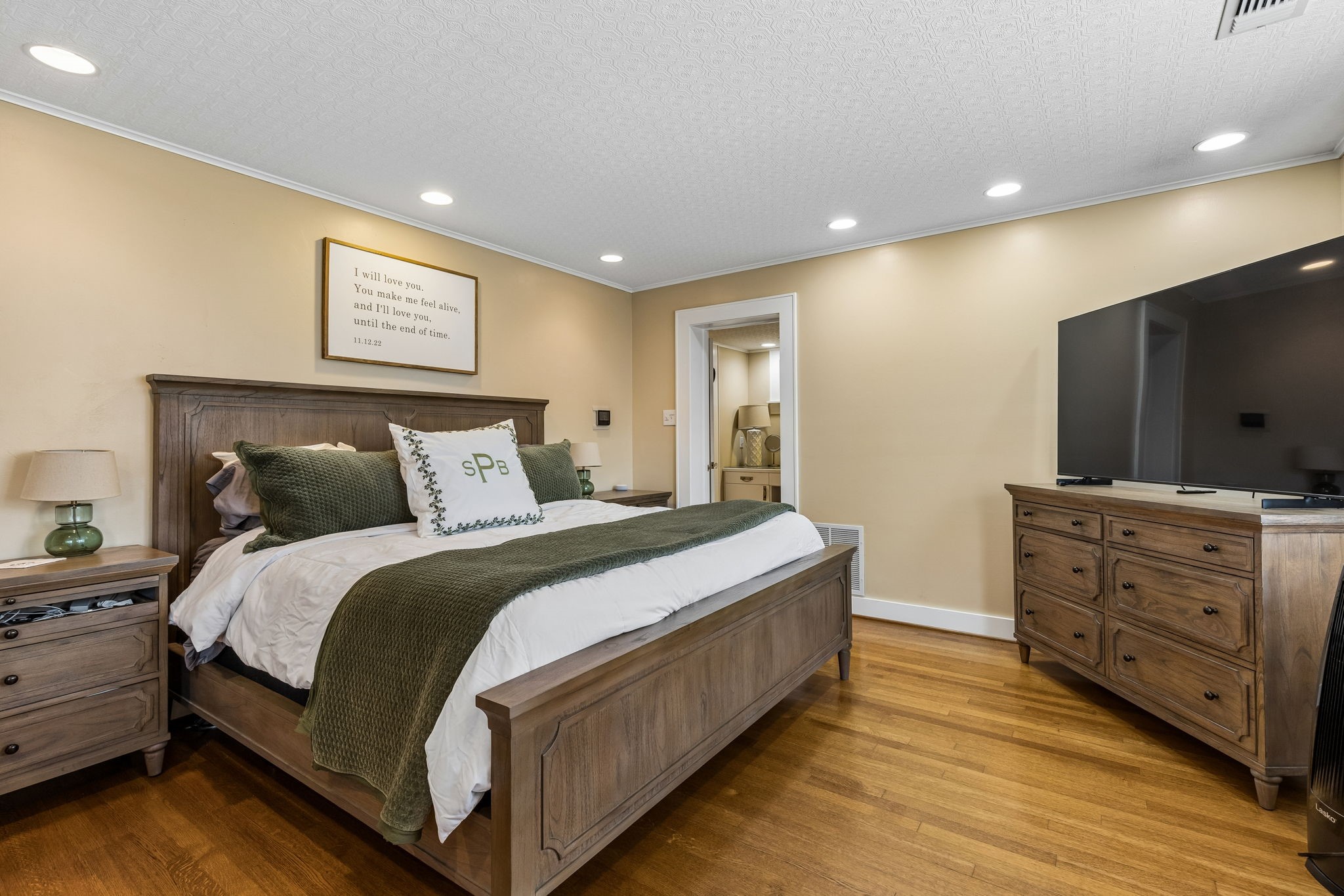 2235 Mistletoe Boulevard Fort Worth TX 76110