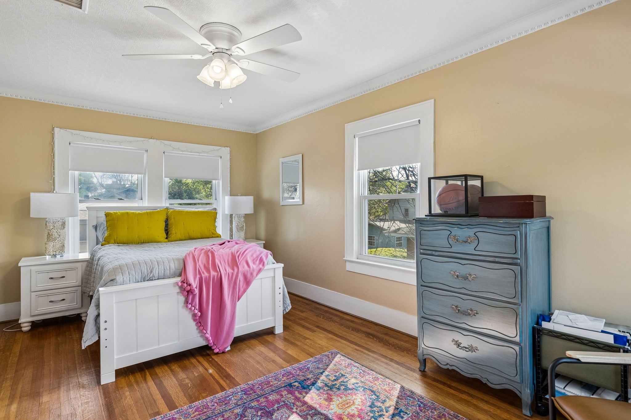 2235 Mistletoe Boulevard Fort Worth TX 76110