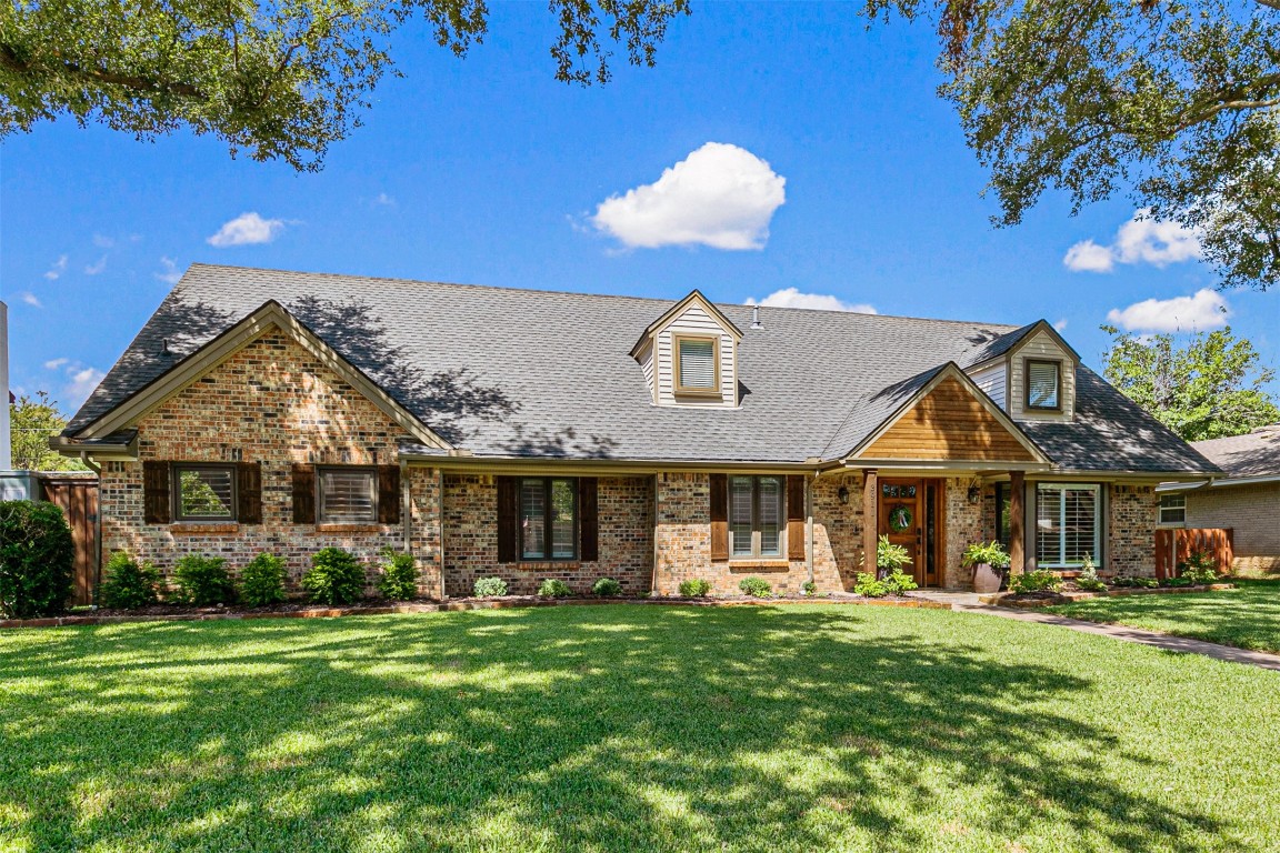 3911 Candlenut Lane Dallas TX 75244