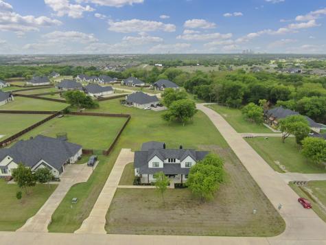1141 Hayfield Drive Midlothian TX 76065