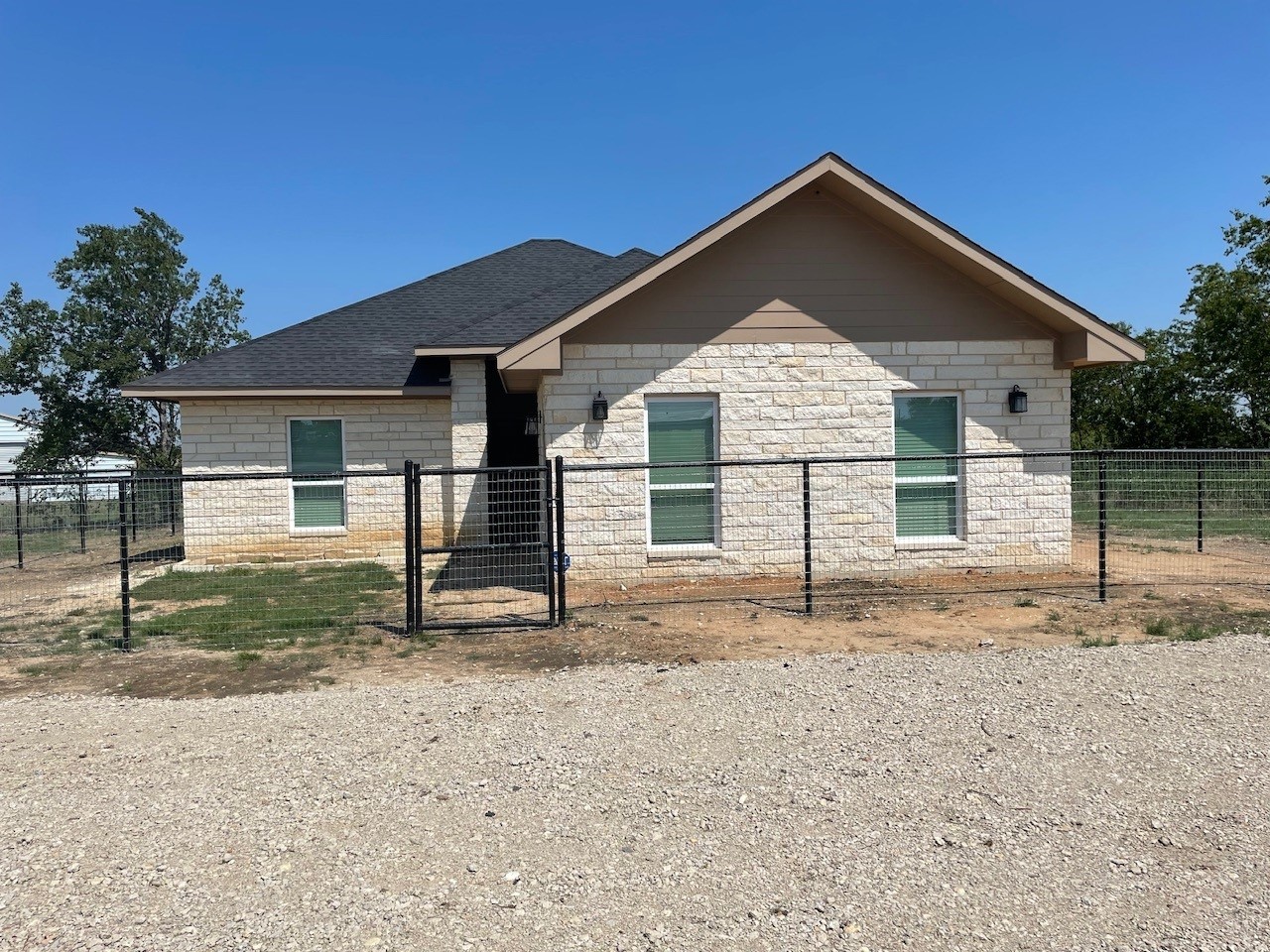 18636 Doubletree Drive Justin TX 76247