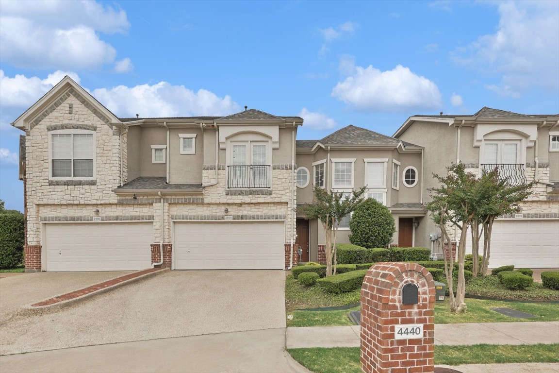 2504 Champagne Drive Irving TX 75038