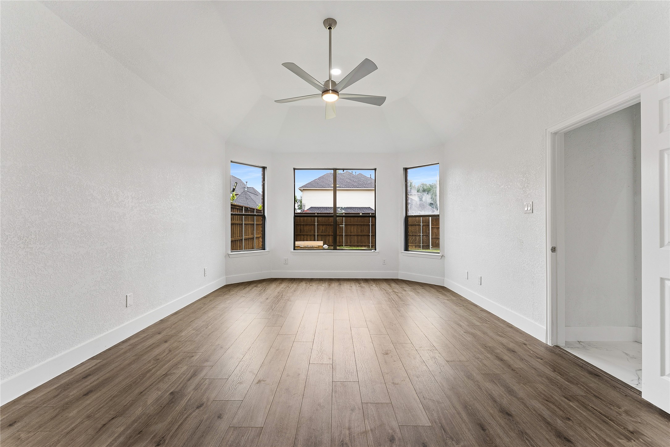 4213 Maycraft Drive Richardson TX 75082