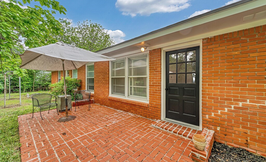 311 E Newland Robinson TX 76706