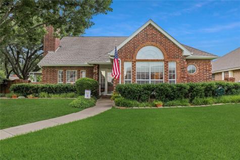 1218 Cardigan Street Garland TX 75040