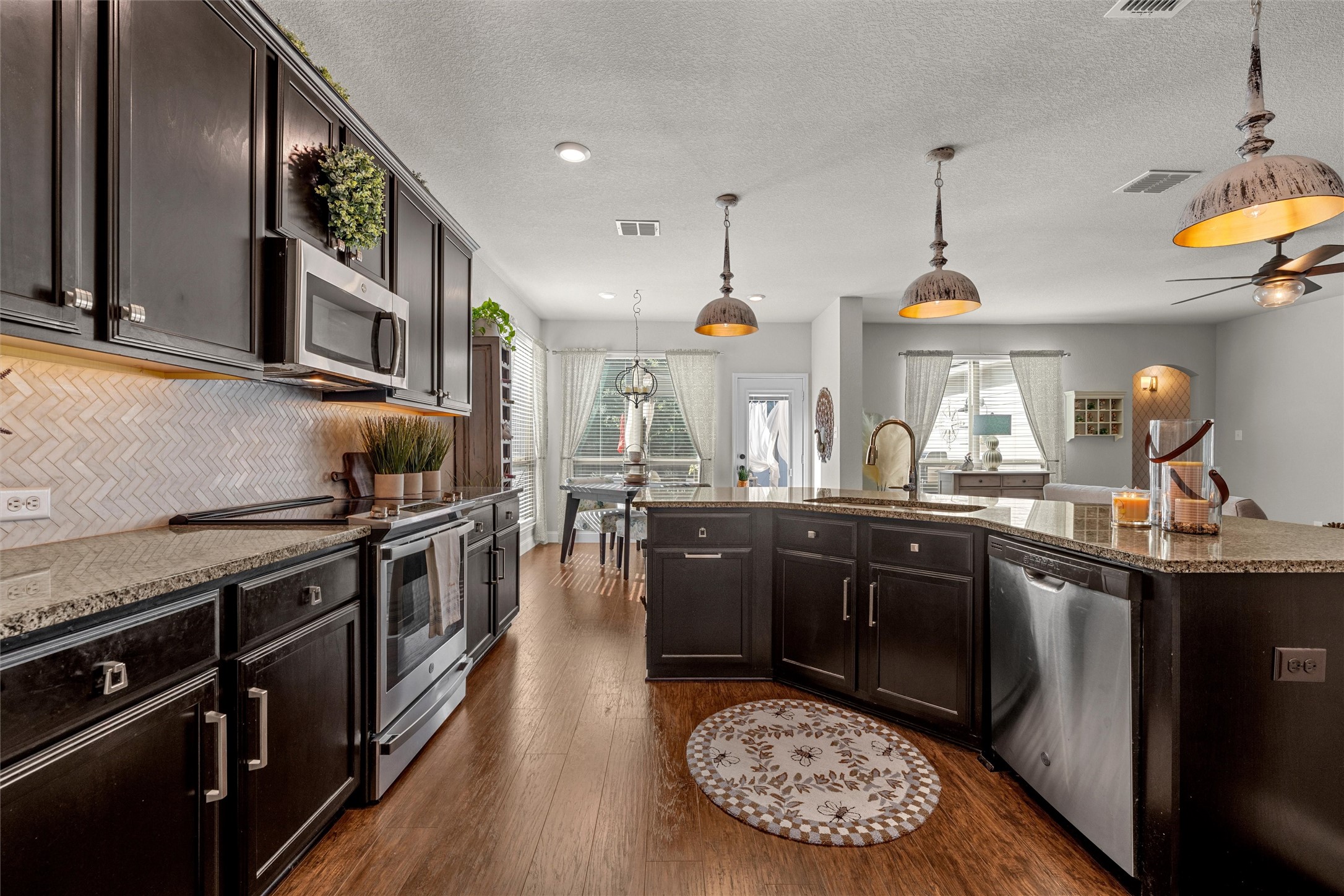 10217 Driskill Drive Waco TX 76708