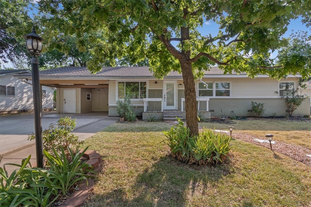 1313 N 62nd Street Waco TX 76710