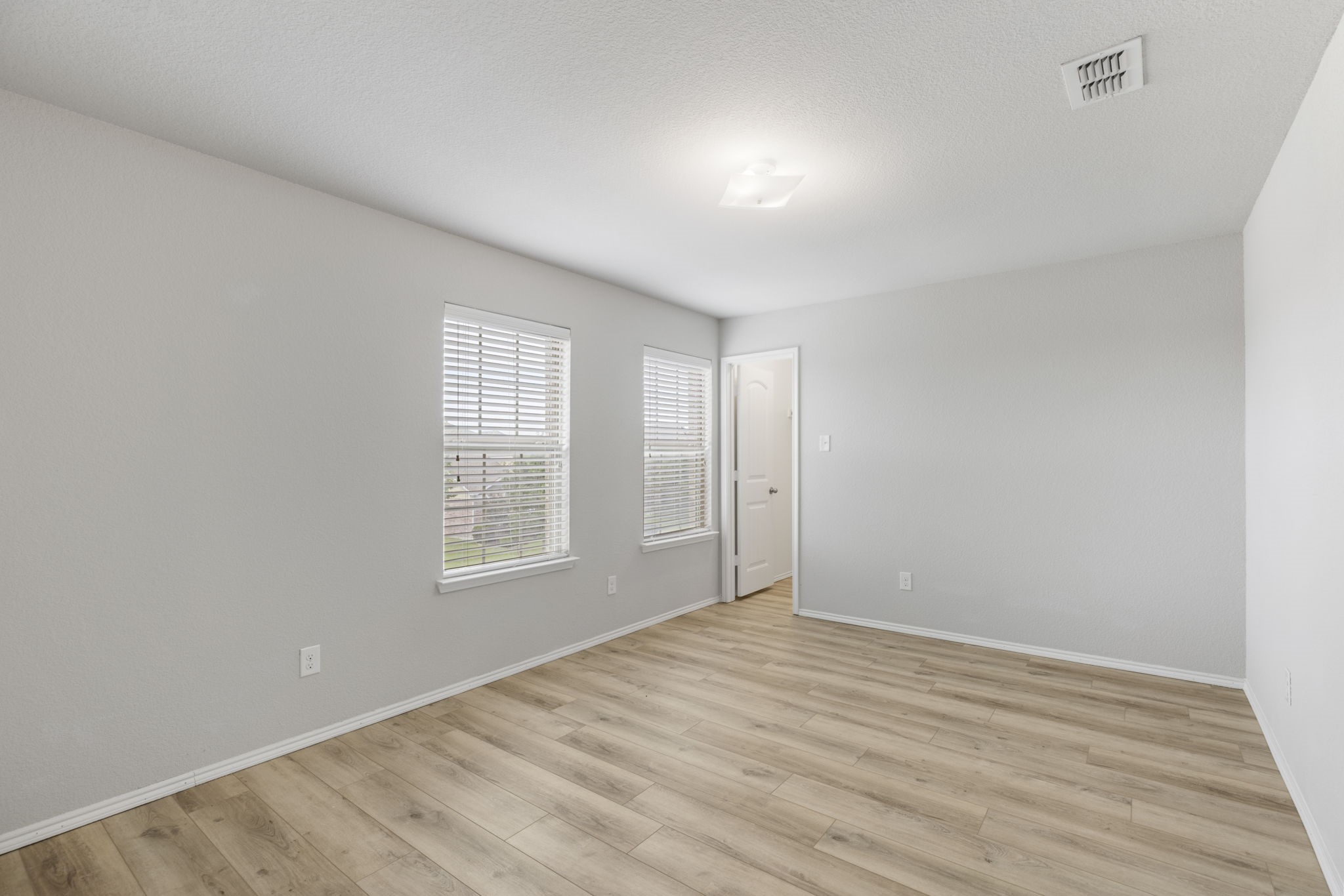1725 Crescent Oak Street Wylie TX 75098
