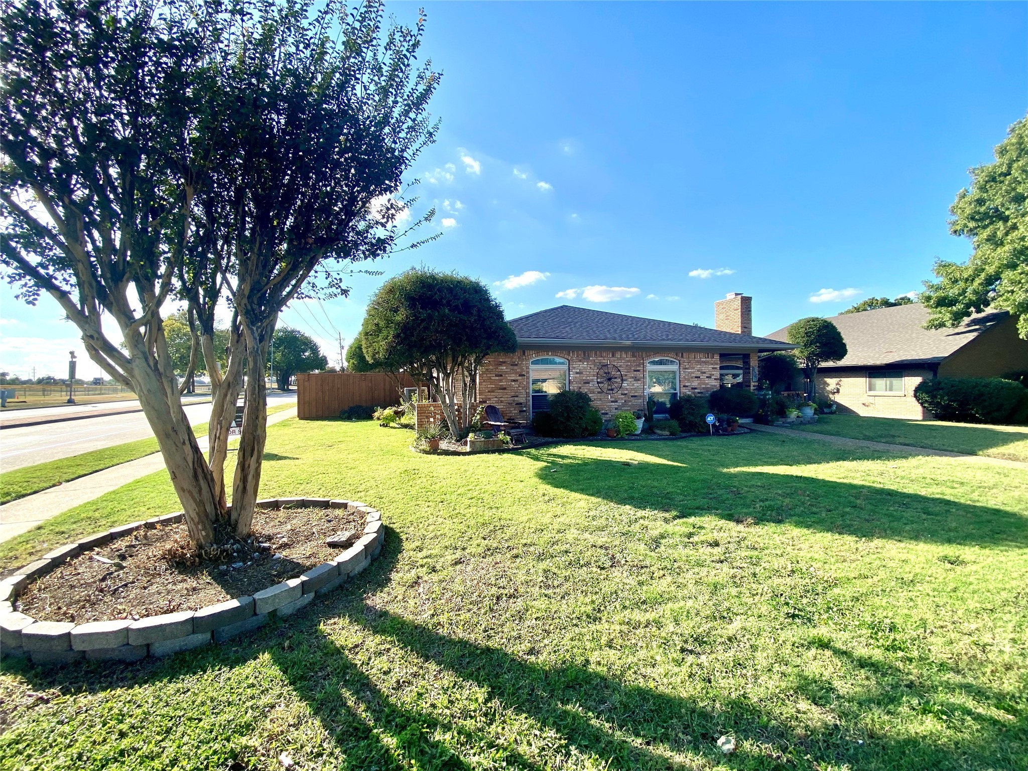 401 Mossbrook Drive Richardson TX 75081