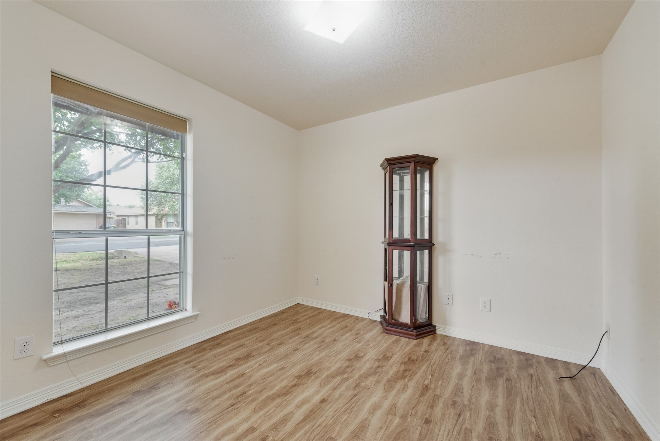 302 Newfield Street Venus TX 76084