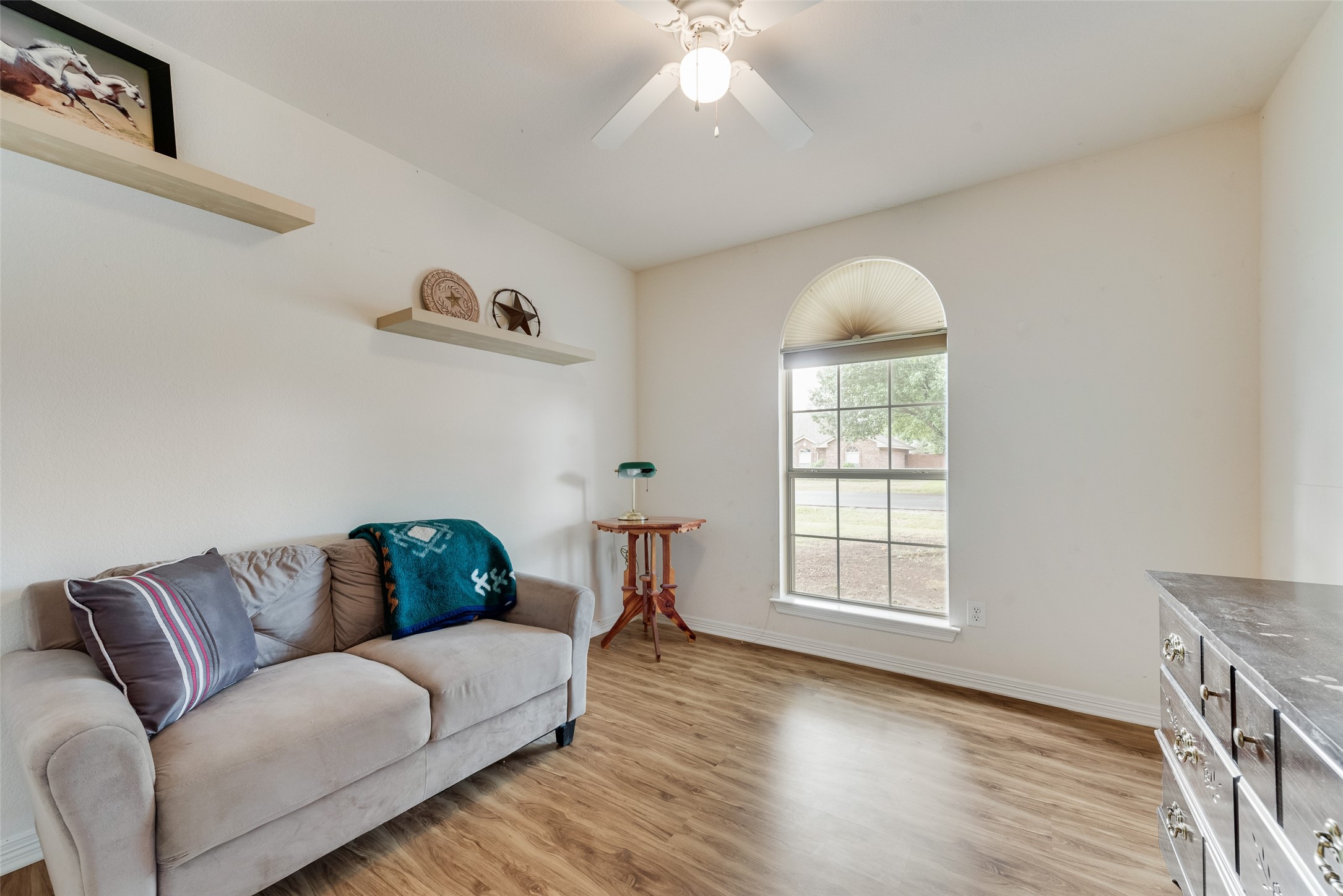 302 Newfield Street Venus TX 76084
