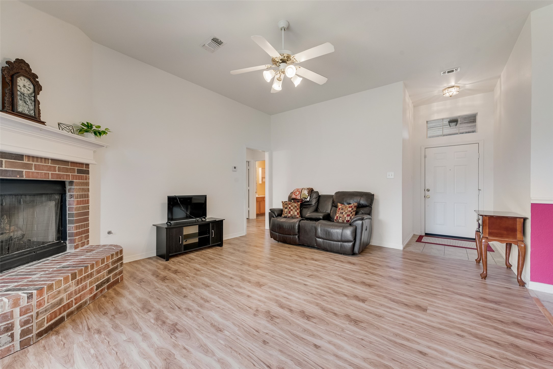 302 Newfield Street Venus TX 76084