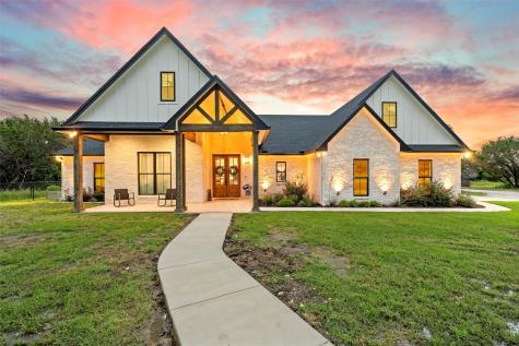 241 County Road 3160 Valley Mills TX 76689