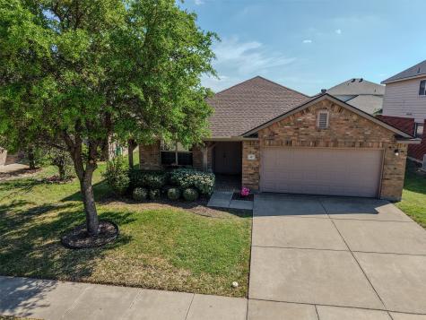 437 Sandy Creek Drive Fort Worth TX 76131
