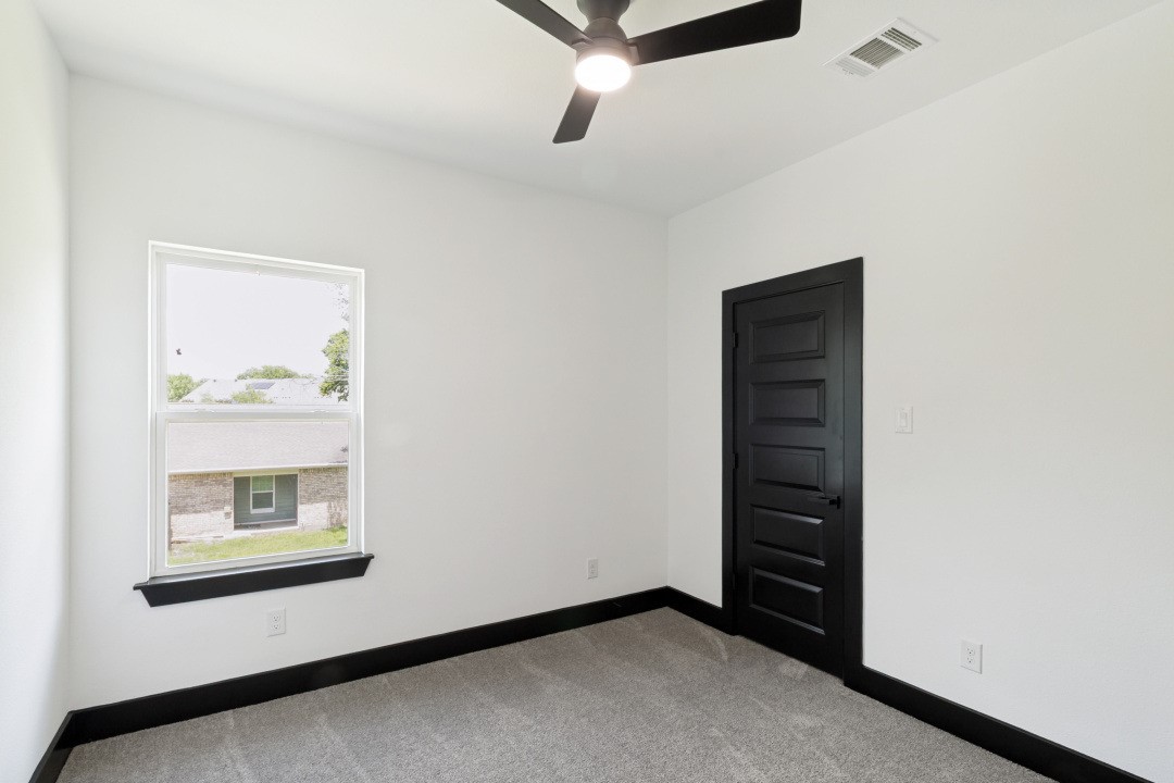 2420 Starks Avenue Dallas TX 75215
