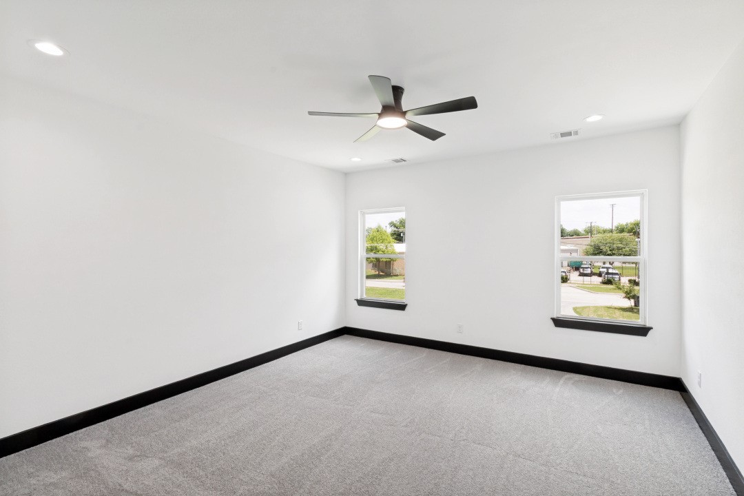 2420 Starks Avenue Dallas TX 75215