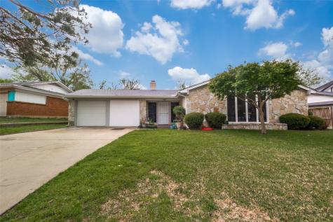 940 Charleston Drive Bedford TX 76022