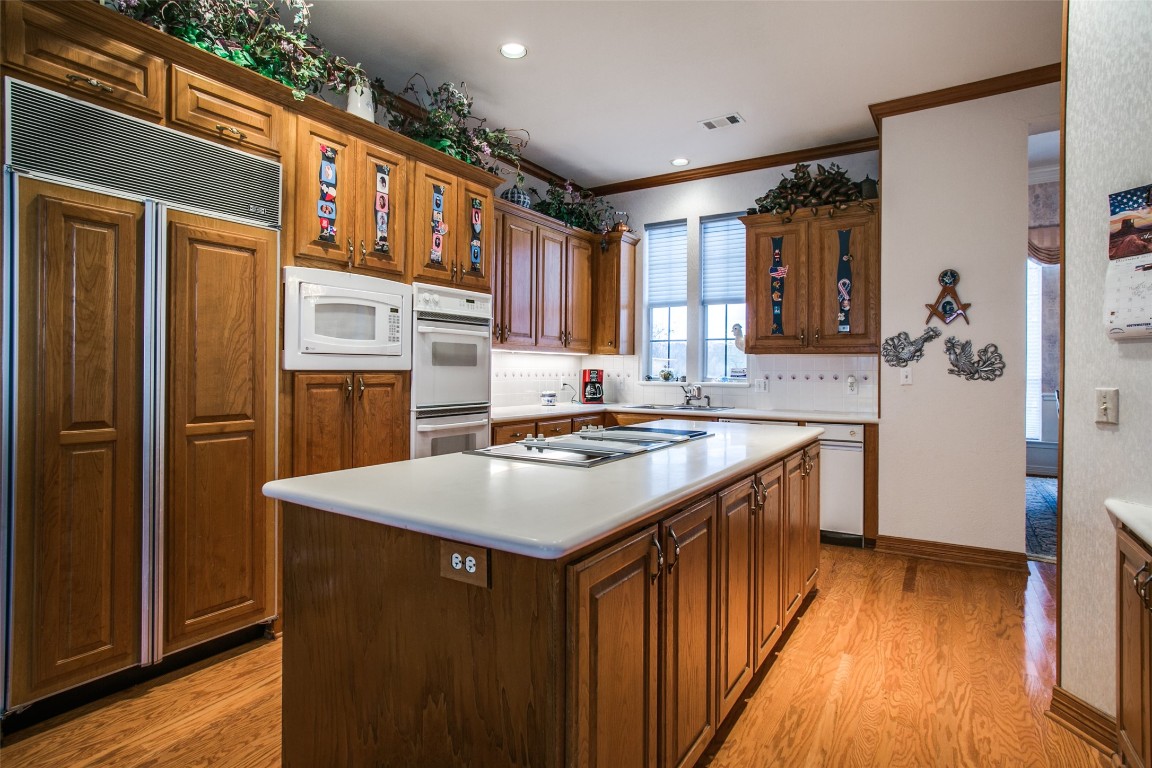 5609 Lyons Road Garland TX 75043